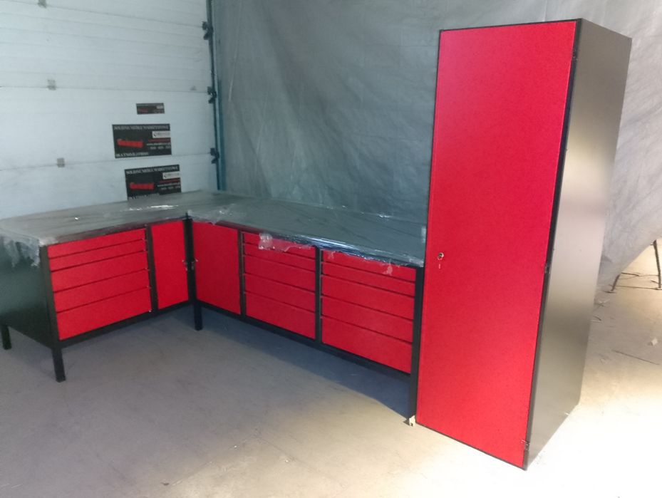 Solidny metalowy stół do warsztatu. 200x60