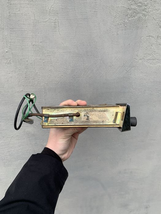 Продам радіоприймач в торпедо Videoton ваз 2101-2102 оригінал ссср