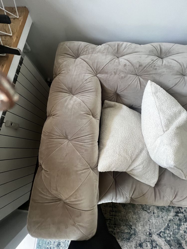Sofa typu chesterfield - pikowana