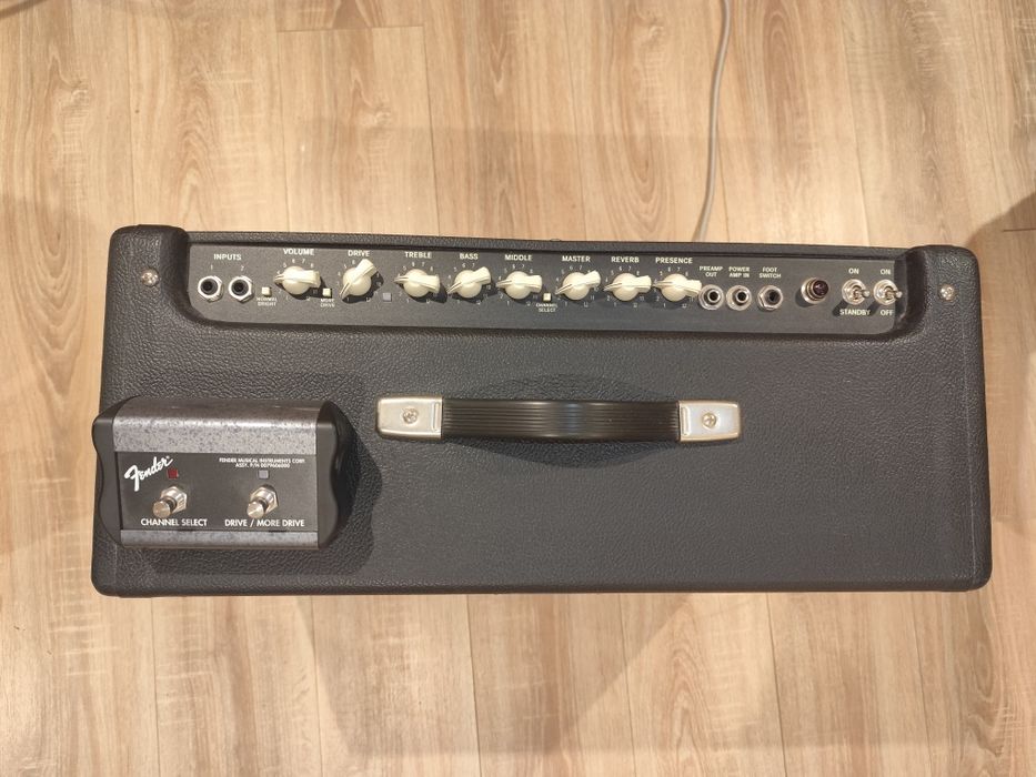 Amplificador Fender Hot Rod Deluxe IV