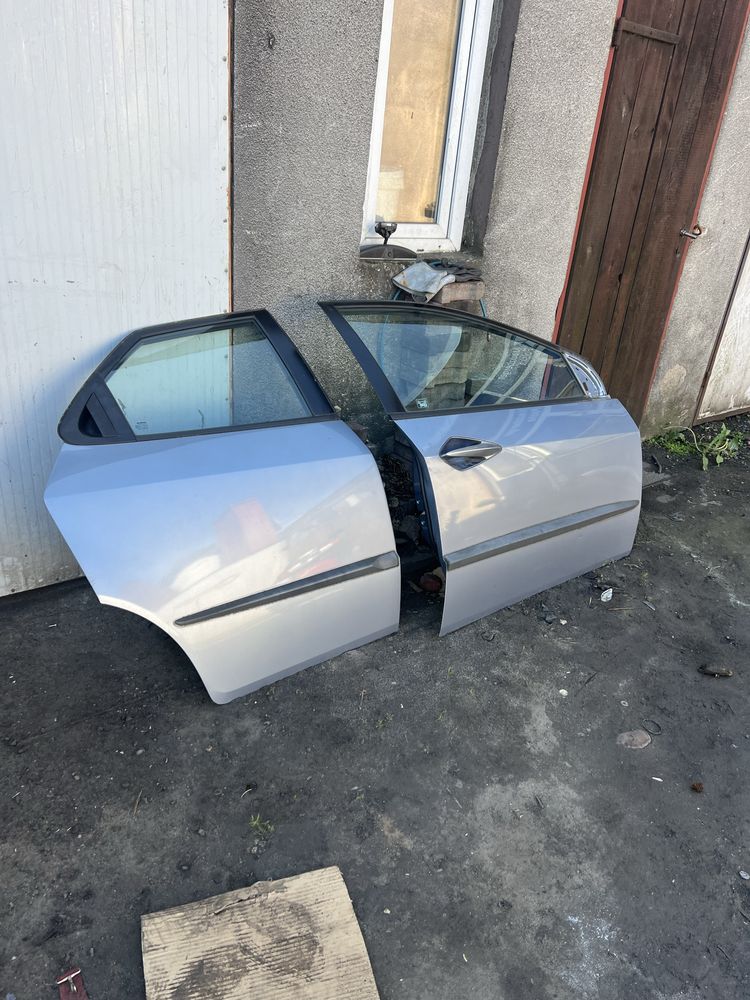 Drzwi prawe prawy przód honda civic viii 8 ufo b538m 5d