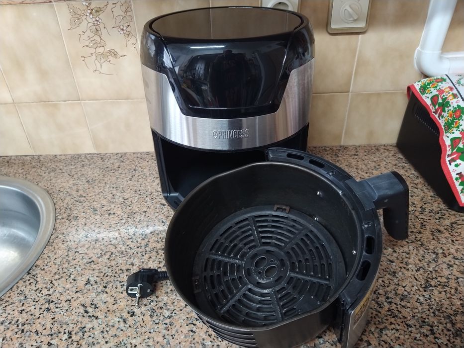 Air fryer fritadeira grelhador açadeira casa quarto apartamento.