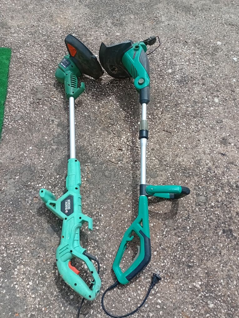 Duas roçadoras eletricas