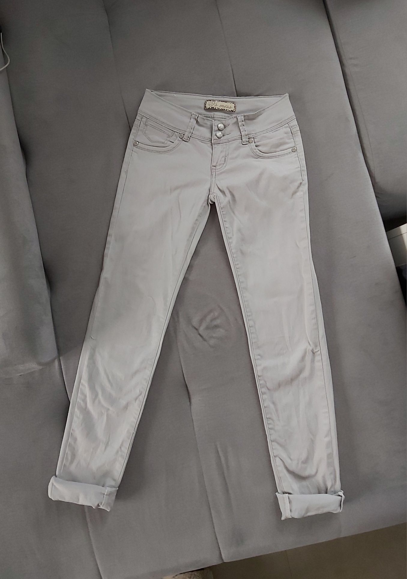 Szare spodnie rurki z kieszeniami xs