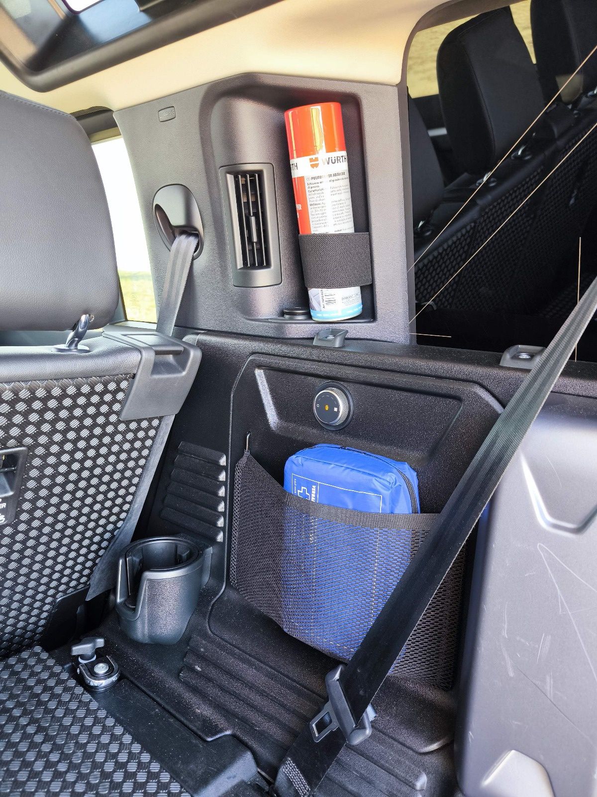 Land Rover Defender 110