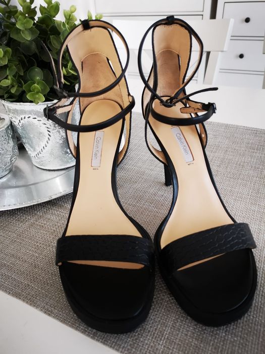 Calvin Klein piękne sandały skóra naturalna