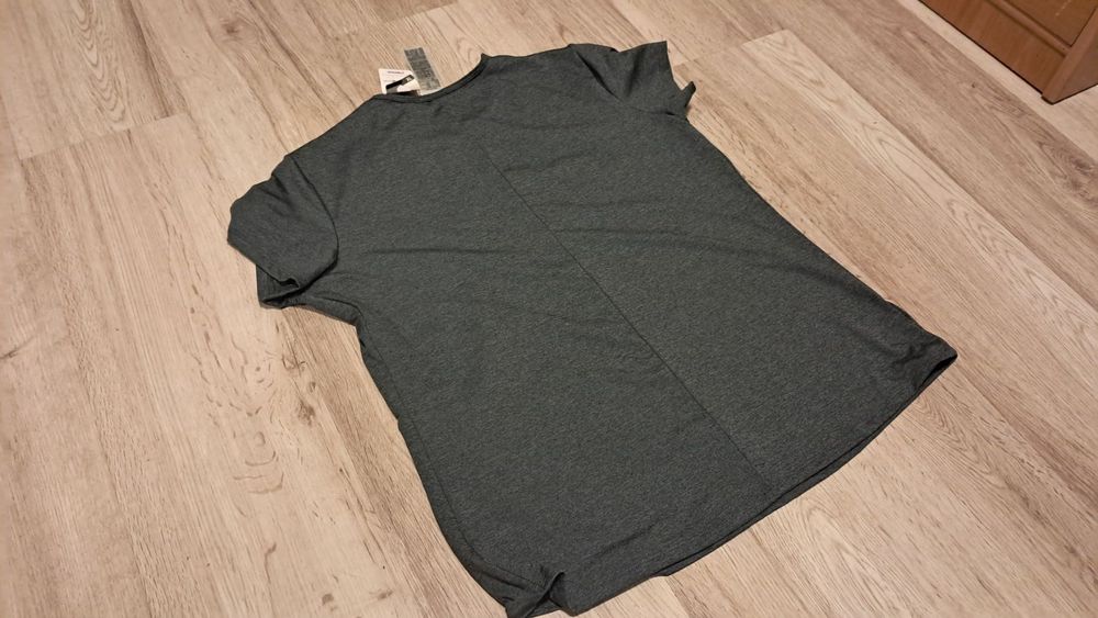 Спортивна футболка Decathlon