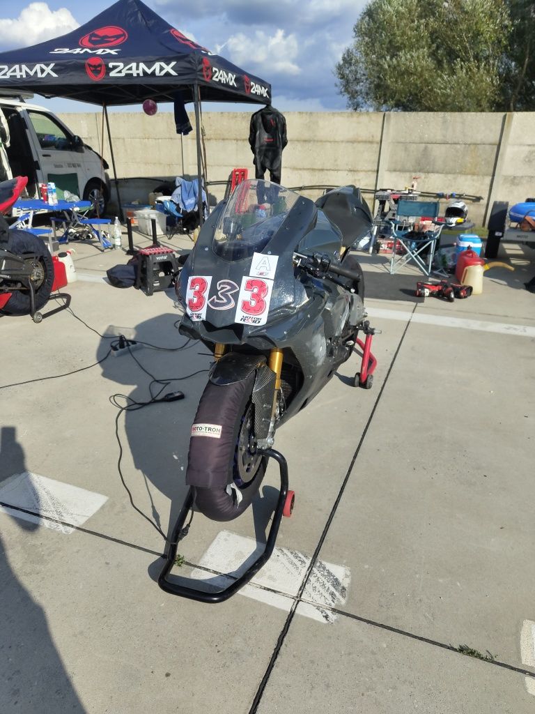 Yamaha R1 R1M RN65 2023r