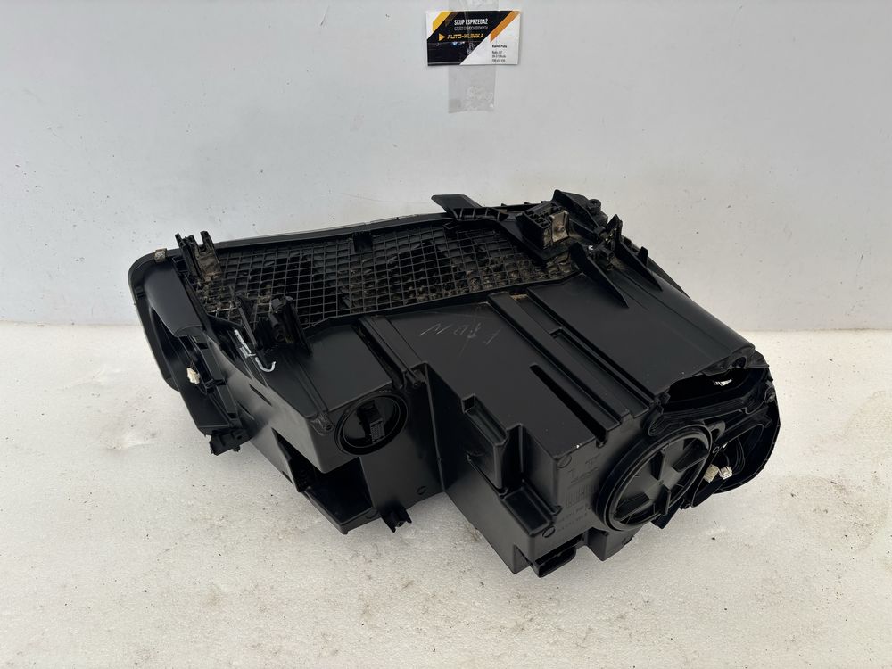 BMW X5 F15 X6 F16 lampa lewy przód lewa przednia adaptive led