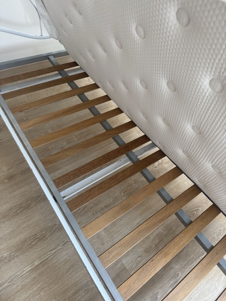 Cama ferro com colchao