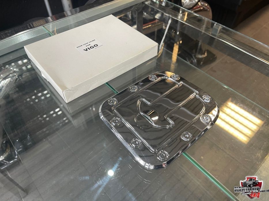 Nakładka Klapki Wlewu Paliwa TOYOTA HILUX VIGO