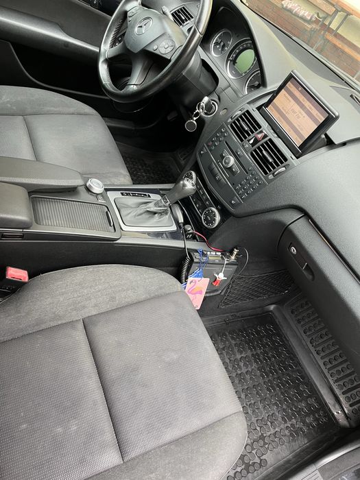 Mercedes-Benz C 220 CDI 216tys. 2008