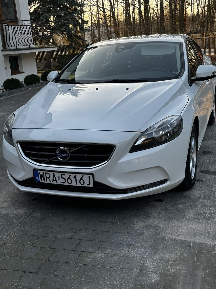 Volvo v40 d4 190km