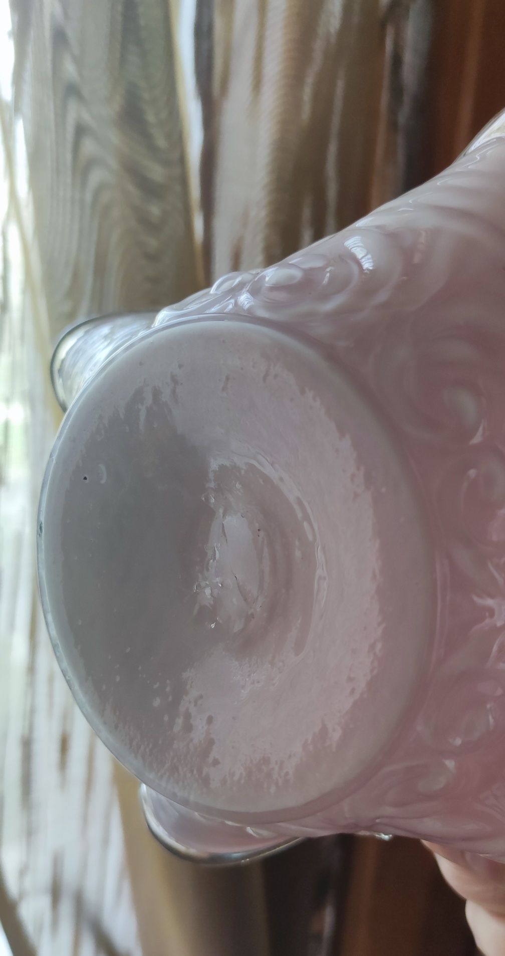 Корзинка вазочка конфетница блюдо цветное молочное старинное стекло