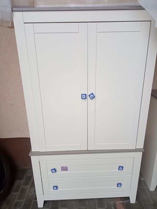 Zestaw mebli pokojowych