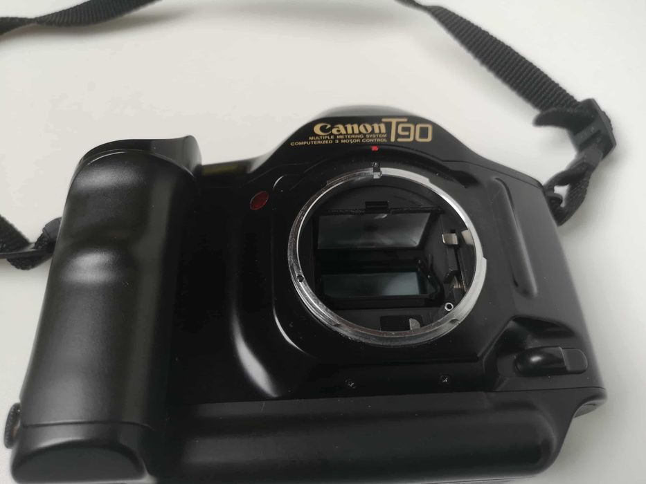 Canon T90  stan bdb