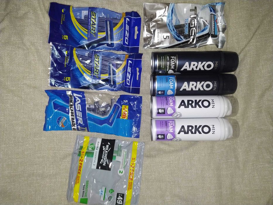 Трімер,машинка для бриття бороди та стрижки волосся ,крем для бриття