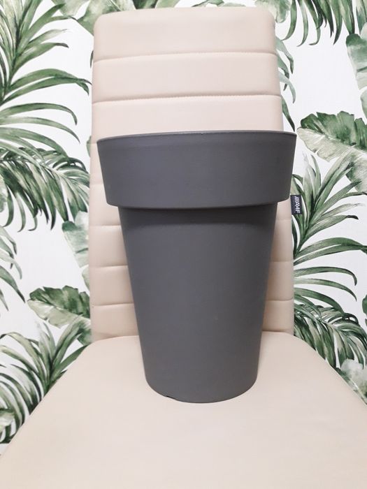 Горшок для цветов пластик новый