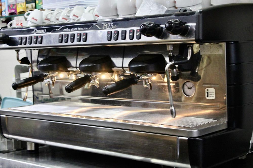 Trespassa-se Confeitaria na zona Valbom/Gondomar