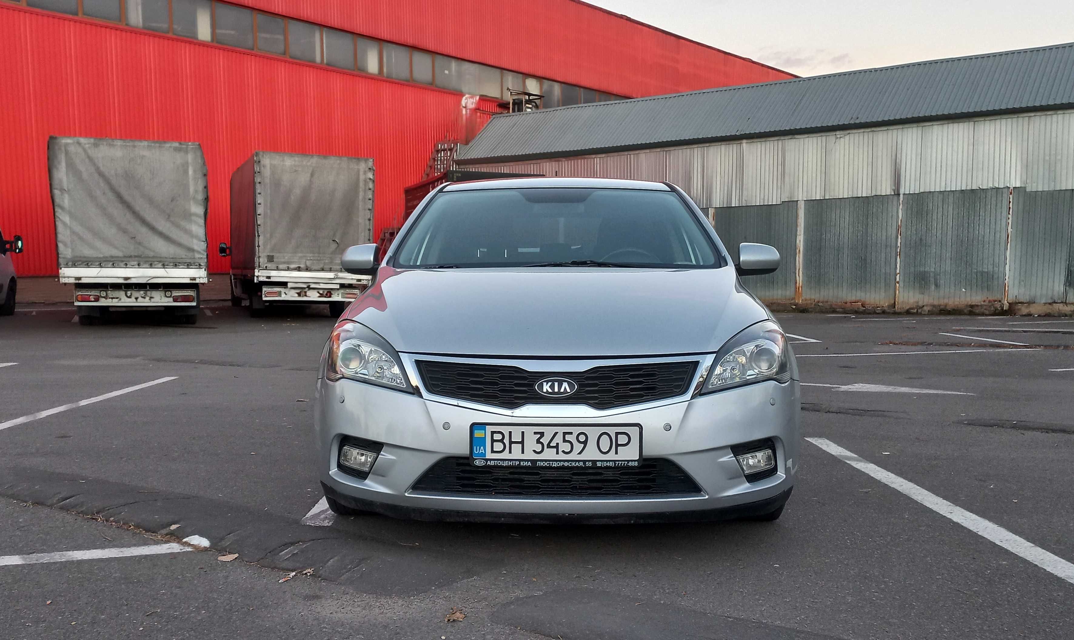 Автомобіль KIA C`eed 2009 restyling