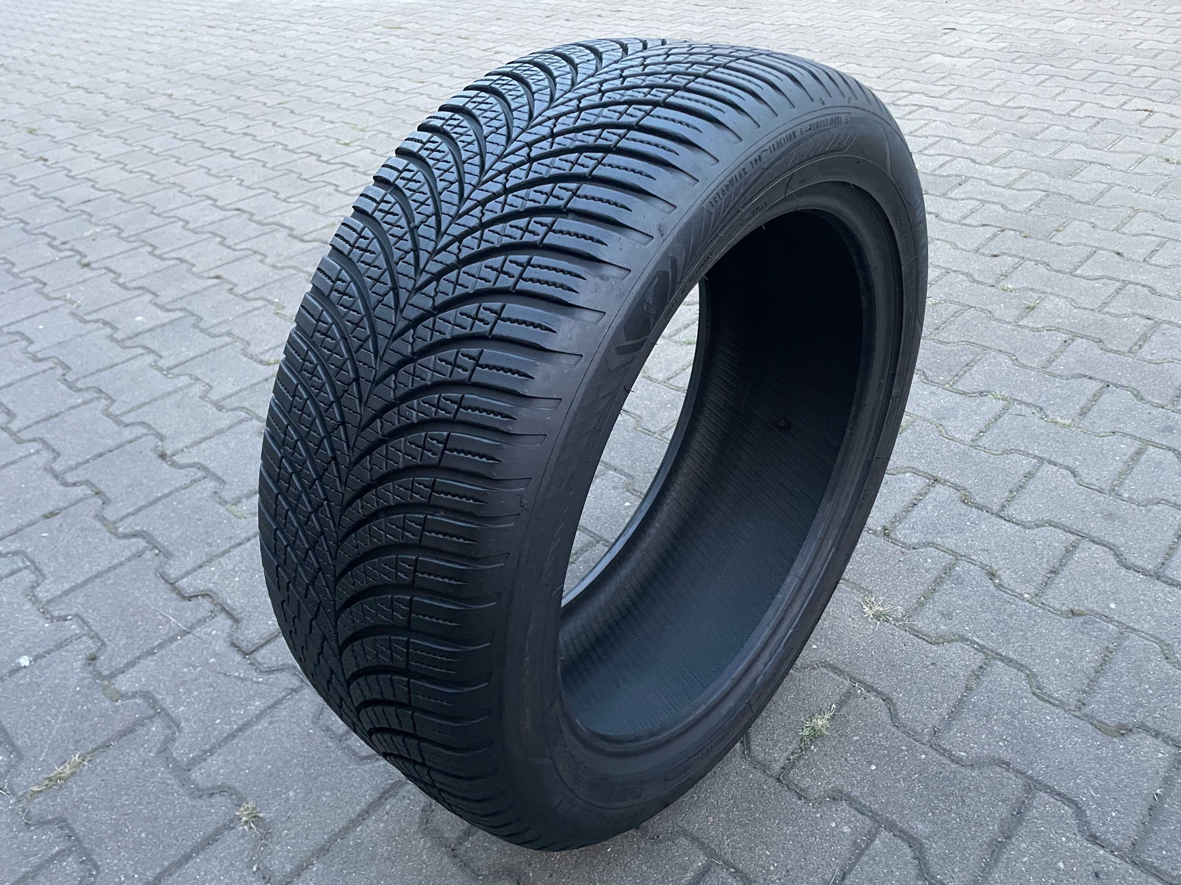255/45/19 Opona Zimowa Goodyear Vector 4 Seasons Gen-3 100W