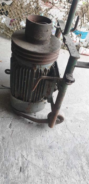 Silnik elektryczny MEZ Mohelnice 7,5 kW Do negocjacji