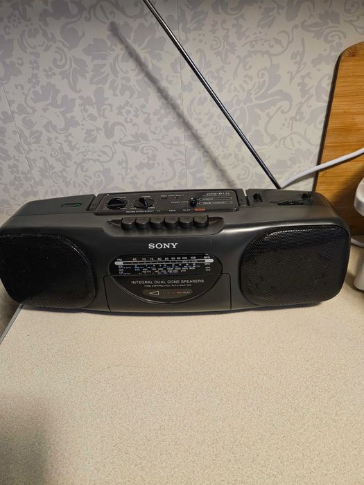 Radiomagnetofon SONY CFS-B11L radio FM