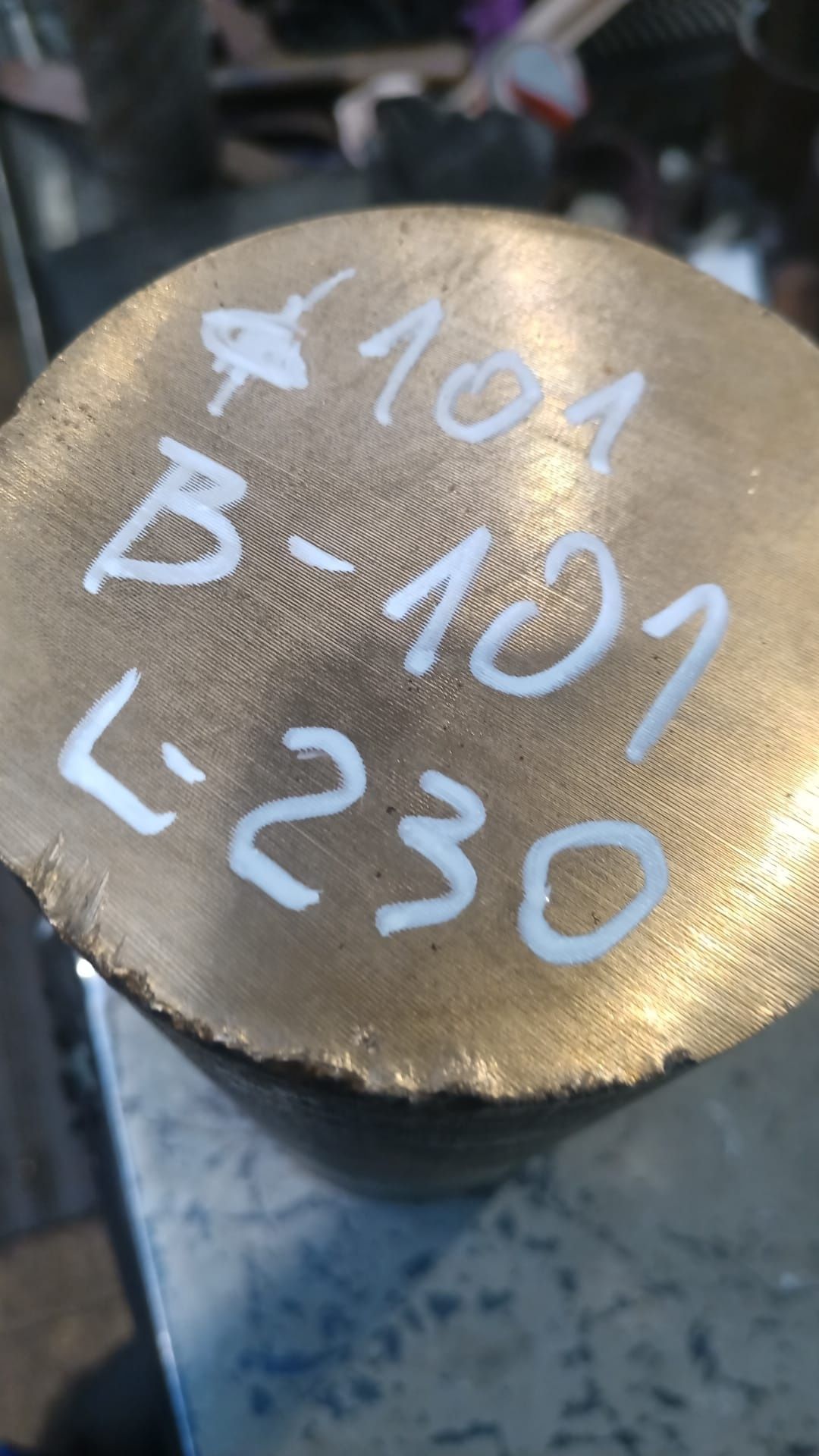 Wałek brąz pręt brąz fi 100mm,101mm gatunek b101
