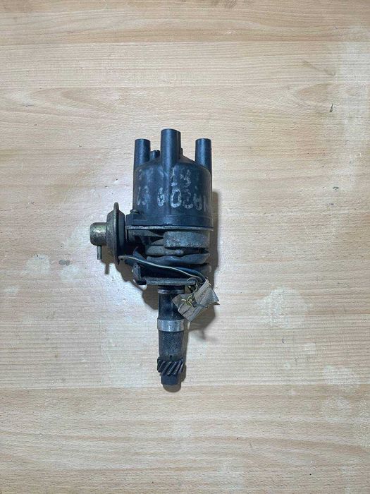 Трамблер Mazda 626 GC\GD 2.0 бензин 1982-1987 t4t63173f