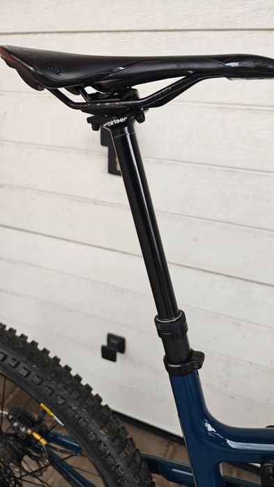 Santa Cruz Nomad carbon C S kit  rama L 27.5 super stan