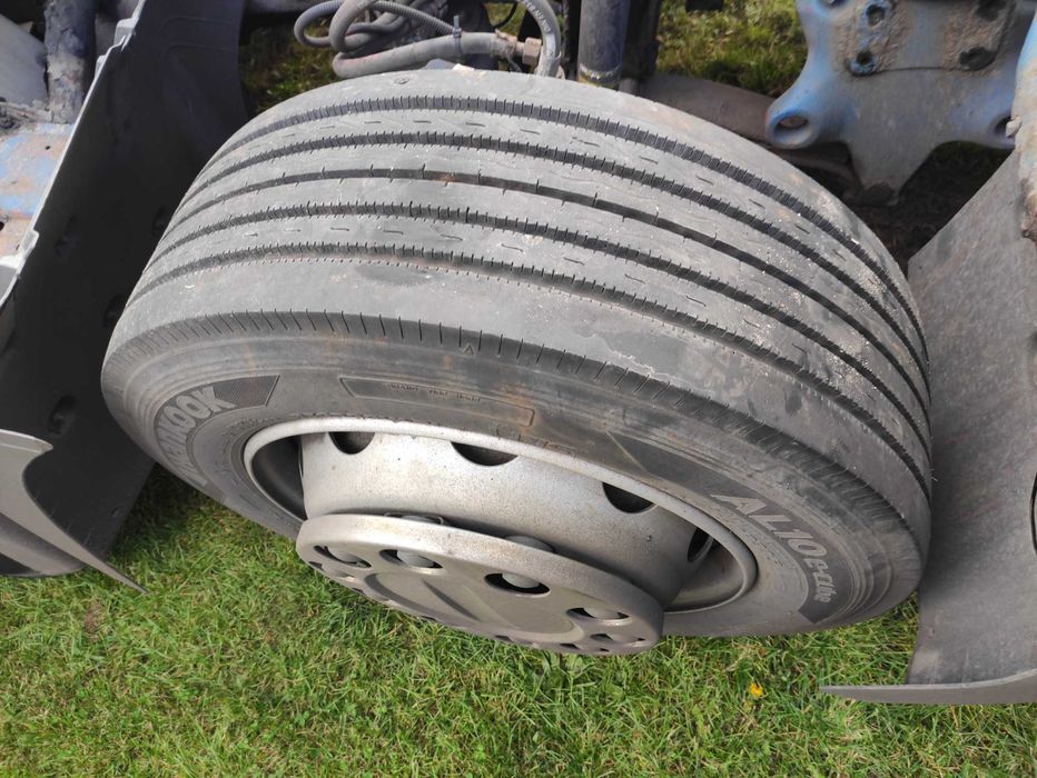 Scania 124 / 400 pusher