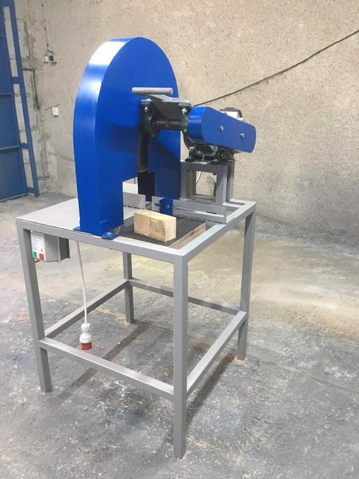 Верстат торцювальний по дереву