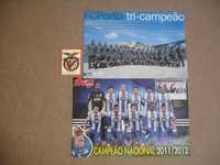Posters antigos de futebol (FC Porto) e calendário (Benfica)