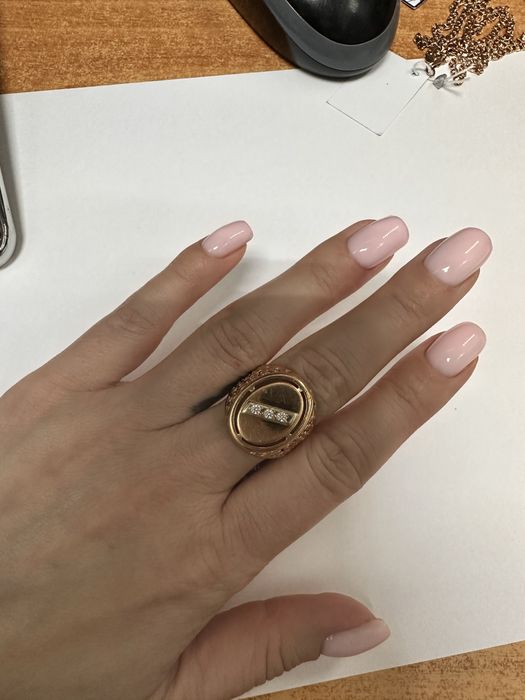 Золотой перстень / печатка / кільце