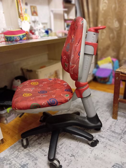 Ортопедичне крісло дитяче
