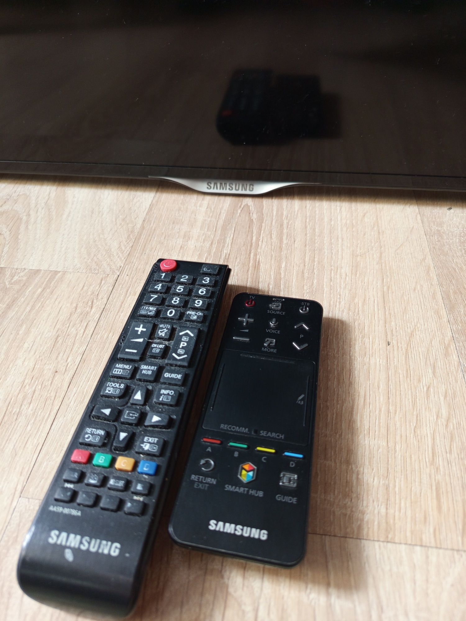 TV 3D Samsung 40cali plis stelaż i okularki3D