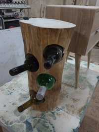 Stojak na wino drewniany