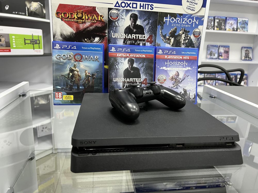Sony PlayStation 4 Slim у відмінному стані