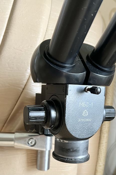 Мікроскоп МБС-1 -9 на універсальному штативі F-150mm