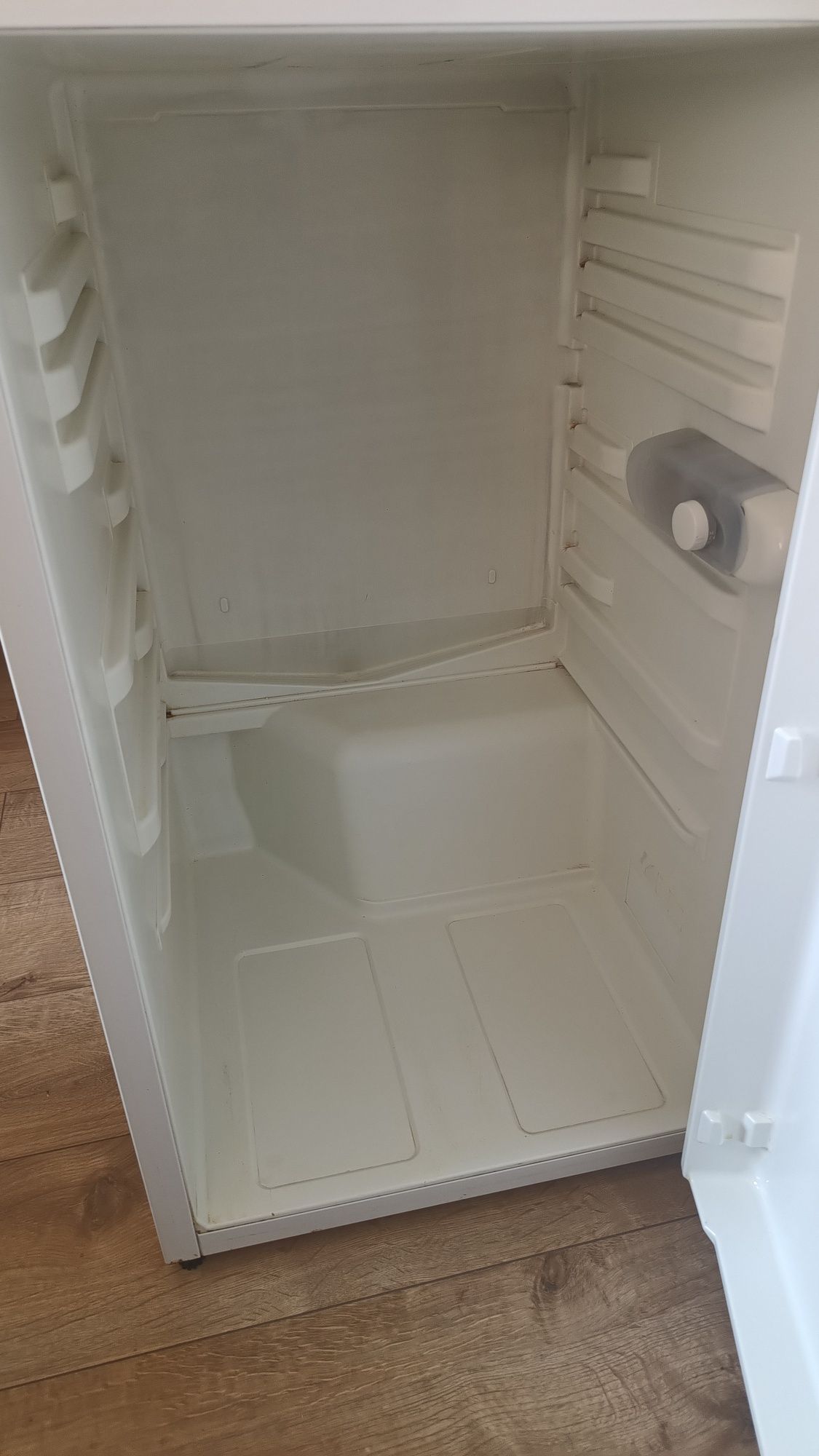 Lodówka. WHIRLPOOL Sprawna