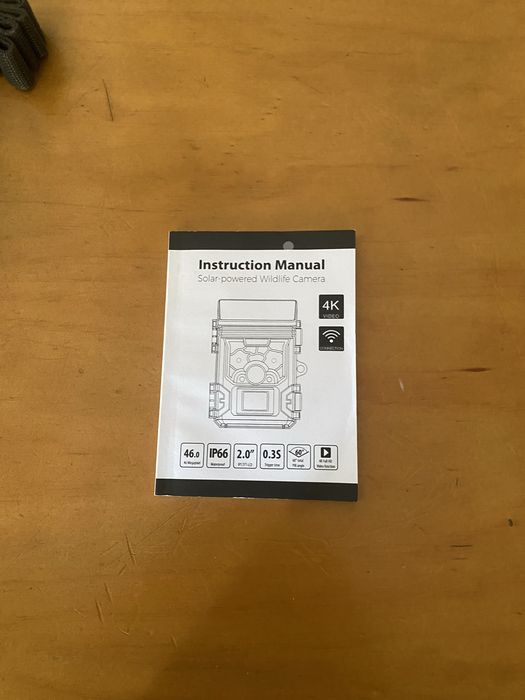 Vendo camera solar,bateria recarregavel e pilhas wifi