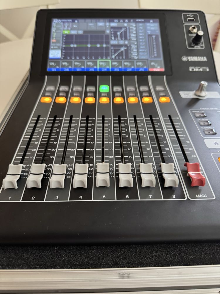 Yamaha DM3 (Dante) + Case