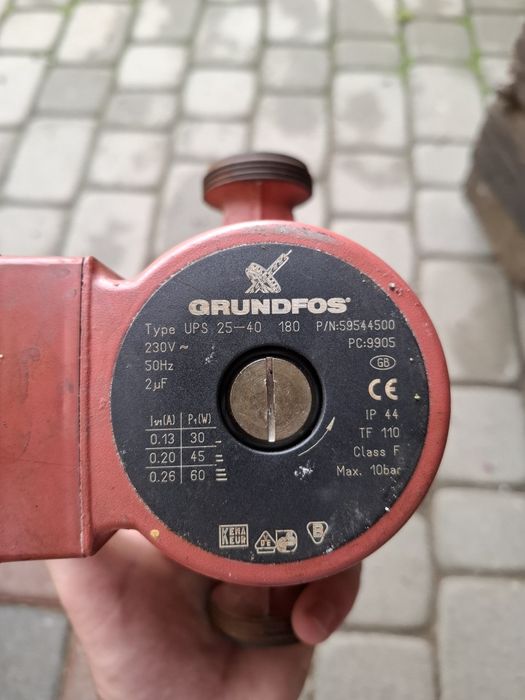 Pompka obiegowa CO grundfos UPS 25-40 oryginał