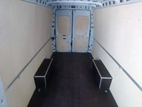 Iveco Daily L4H2 Standardowa zabudowa wnętrza auta ze sklejki