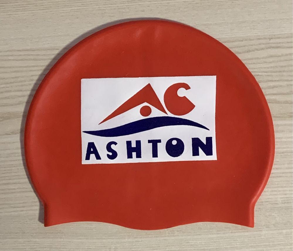 Czepek pływacki Ashton na obwód głowy  około 40 - 50 cm