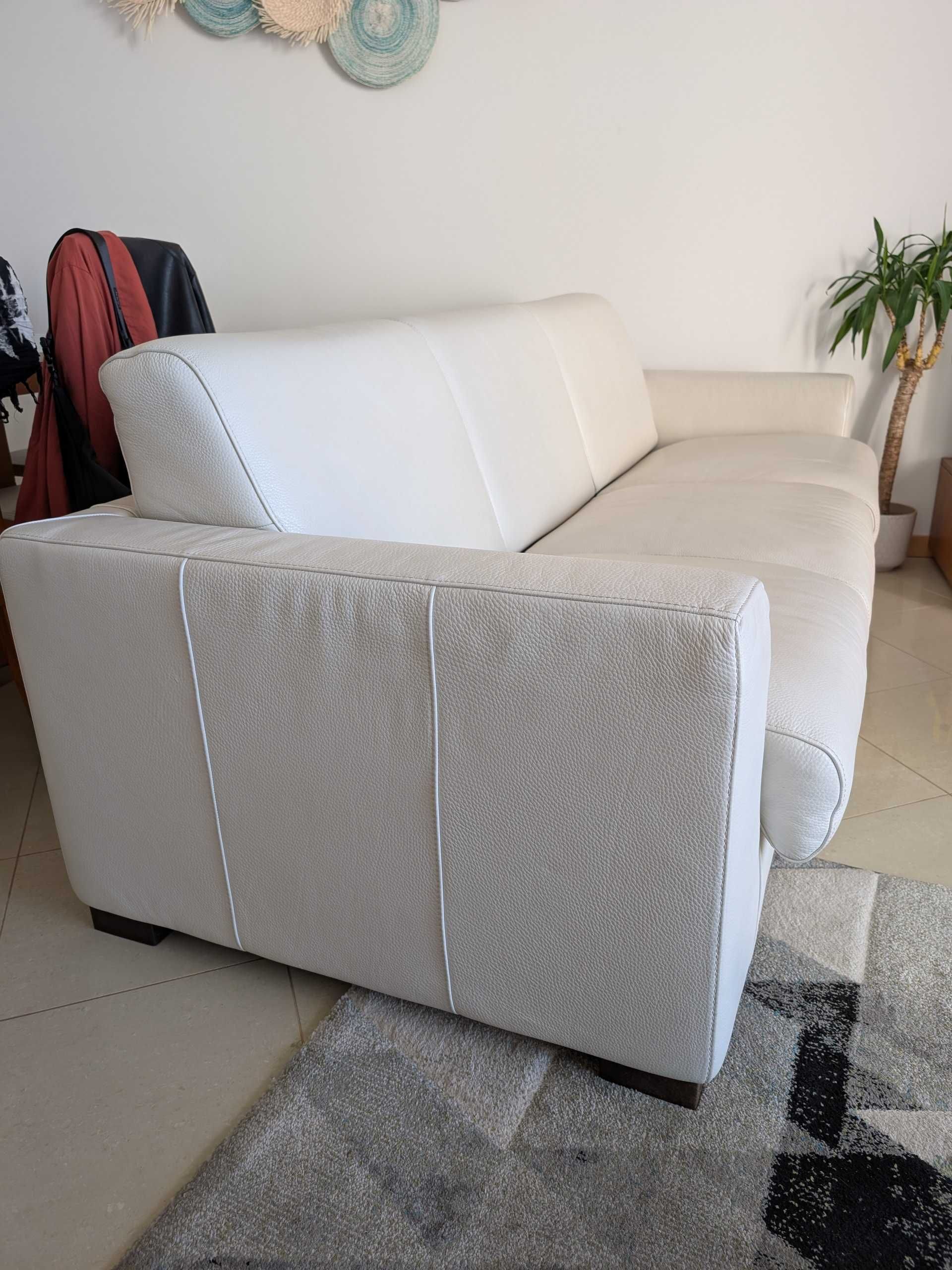 Sofá cama pele sintética 3 lugares