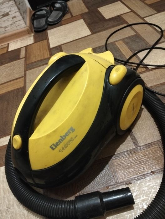 Пилосос Elemberg