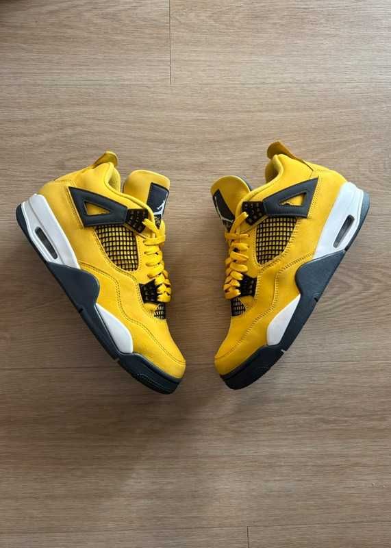 Jordan 4 Retro Lightning R.44