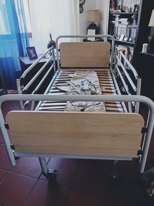 Cama articulada + Colchão Anti-escaras