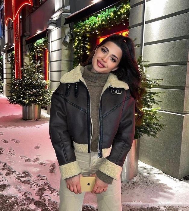 Дубленка шоколадная укороченная Зара